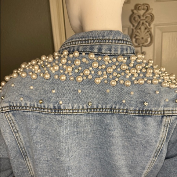 Personalized Pearl Studded Denim Jacket Size Large. - Picture 9 of 11